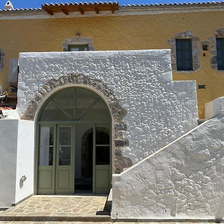 Villa Alexander House 2 à Leonídion Extérieur photo